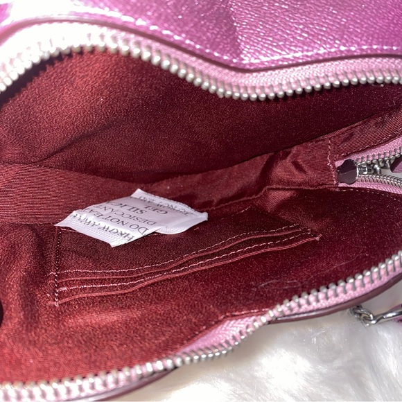 Coach Heart Crossbody New - Picture 8 of 15